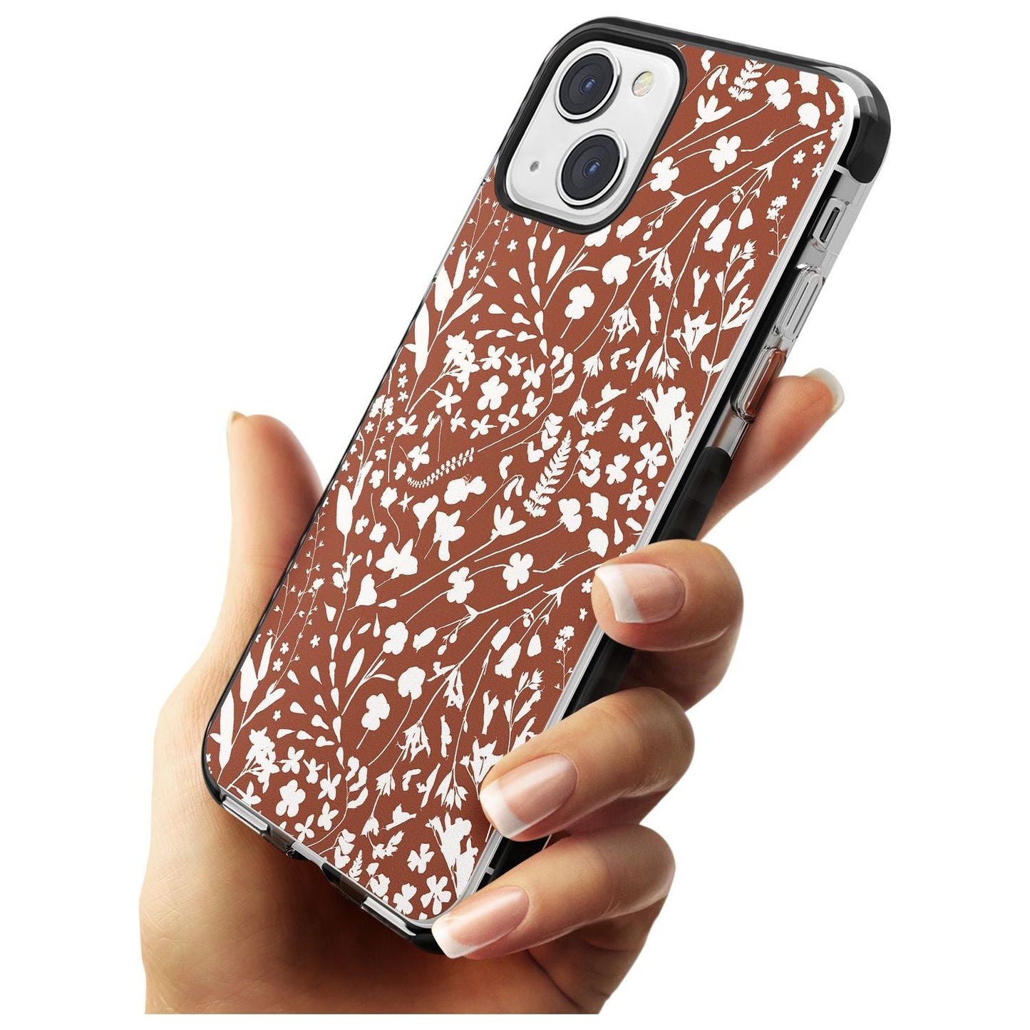 Bouquet de fleurs sauvages sur terre cuite