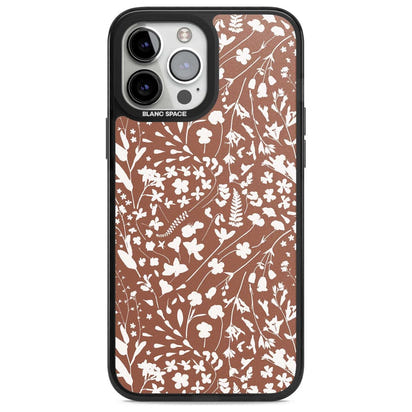 Bouquet de fleurs sauvages sur terre cuite