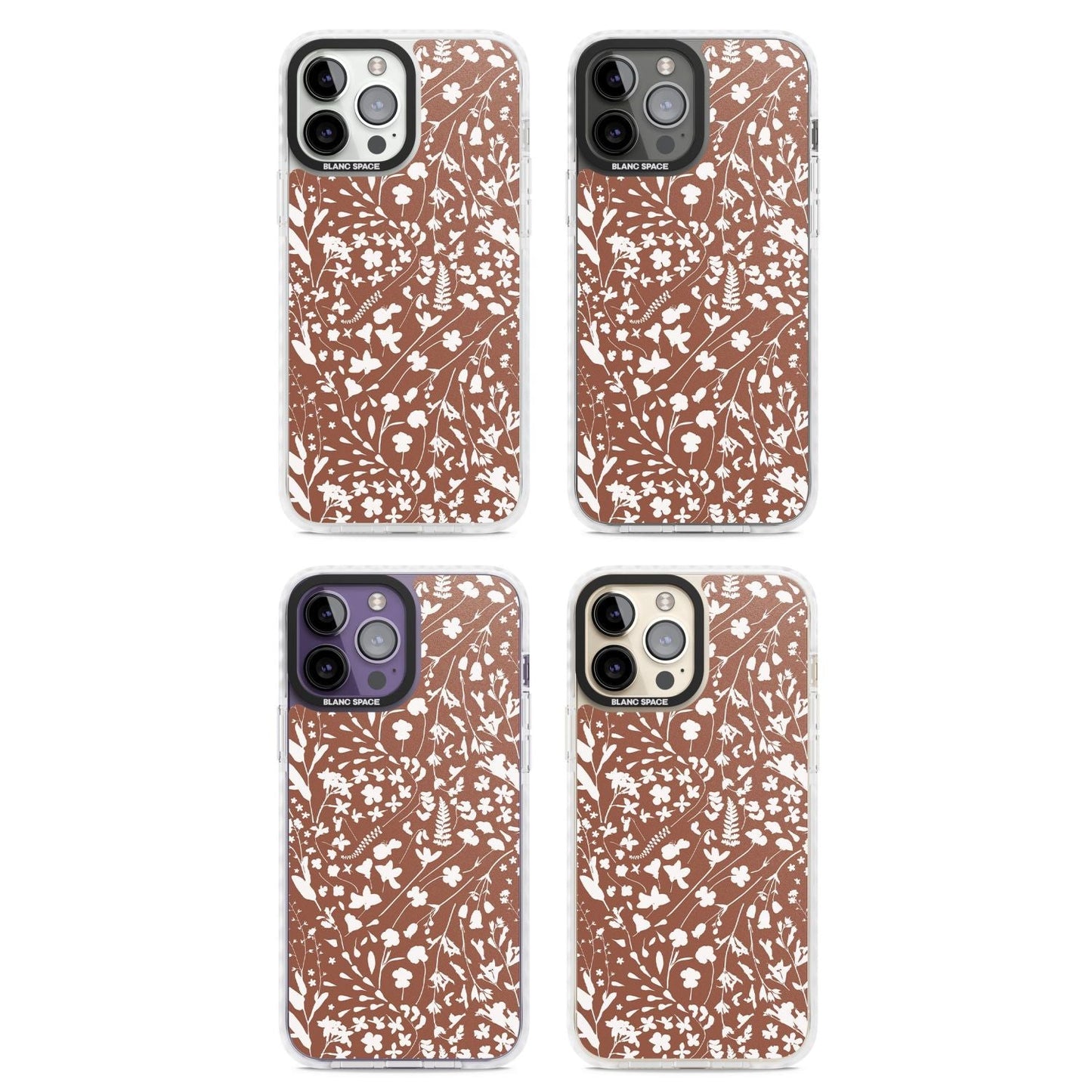 Bouquet de fleurs sauvages sur terre cuite