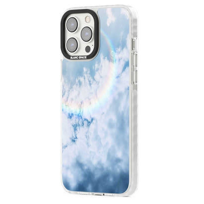 Pastellfarbener Regenbogenhimmel