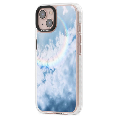 Pastellfarbener Regenbogenhimmel