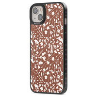 Bouquet de fleurs sauvages sur terre cuite