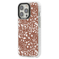 Bouquet de fleurs sauvages sur terre cuite