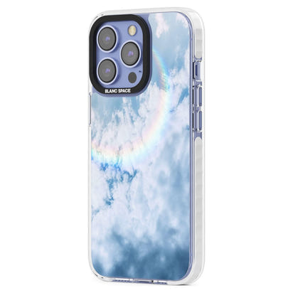 Pastellfarbener Regenbogenhimmel