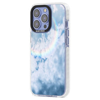 Pastellfarbener Regenbogenhimmel