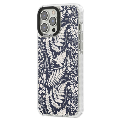 Fleurs sauvages et fougères sur fond bleu marine