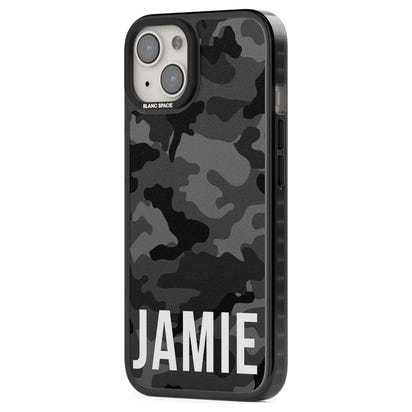 Personalisierter Name im schwarzen Camouflage-Muster (horizontal)