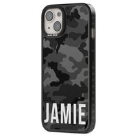 Personalisierter Name im schwarzen Camouflage-Muster (horizontal)