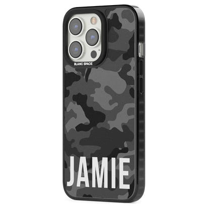 Personalisierter Name im schwarzen Camouflage-Muster (horizontal)