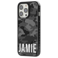 Personalisierter Name im schwarzen Camouflage-Muster (horizontal)