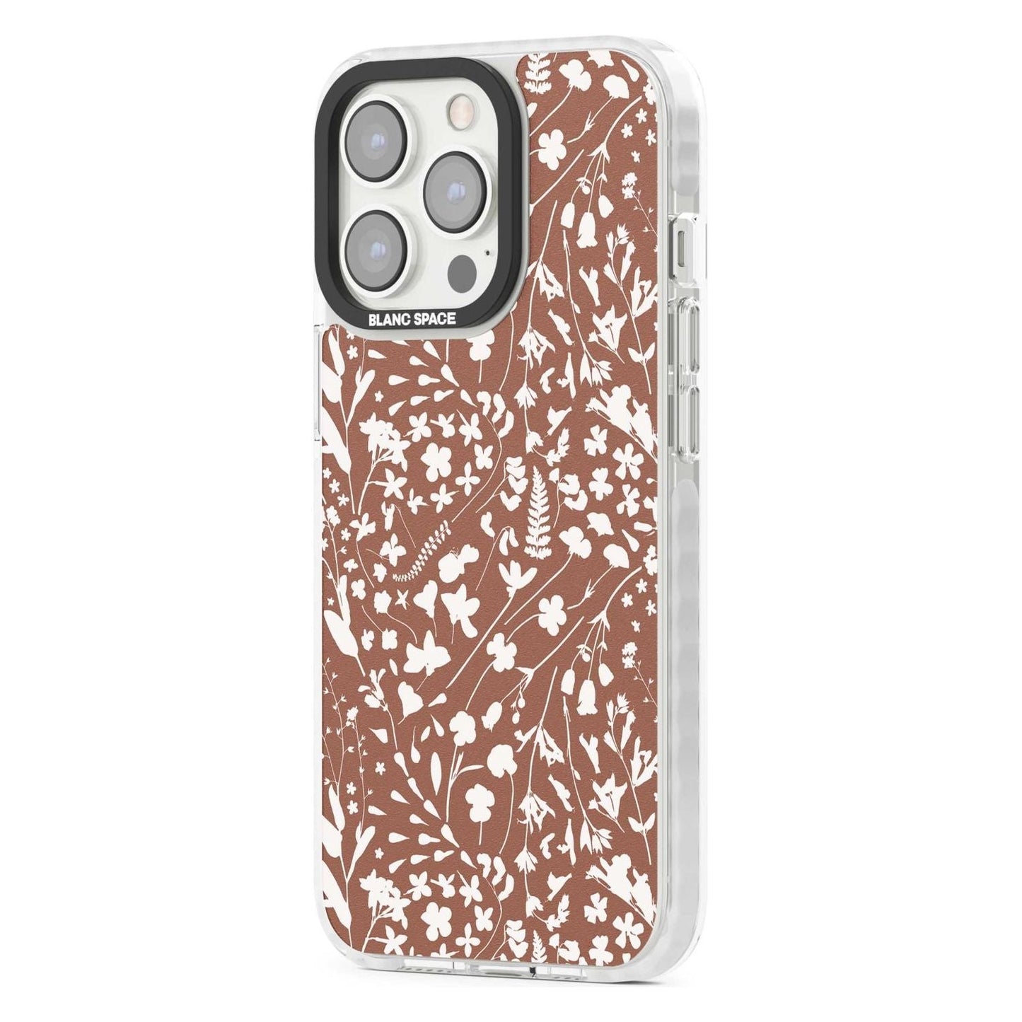 Bouquet de fleurs sauvages sur terre cuite