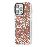 Bouquet de fleurs sauvages sur terre cuite