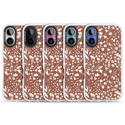 Bouquet de fleurs sauvages sur terre cuite