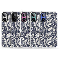 Fleurs sauvages et fougères sur fond bleu marine