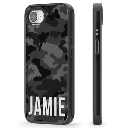 Personalisierter Name im schwarzen Camouflage-Muster (horizontal)