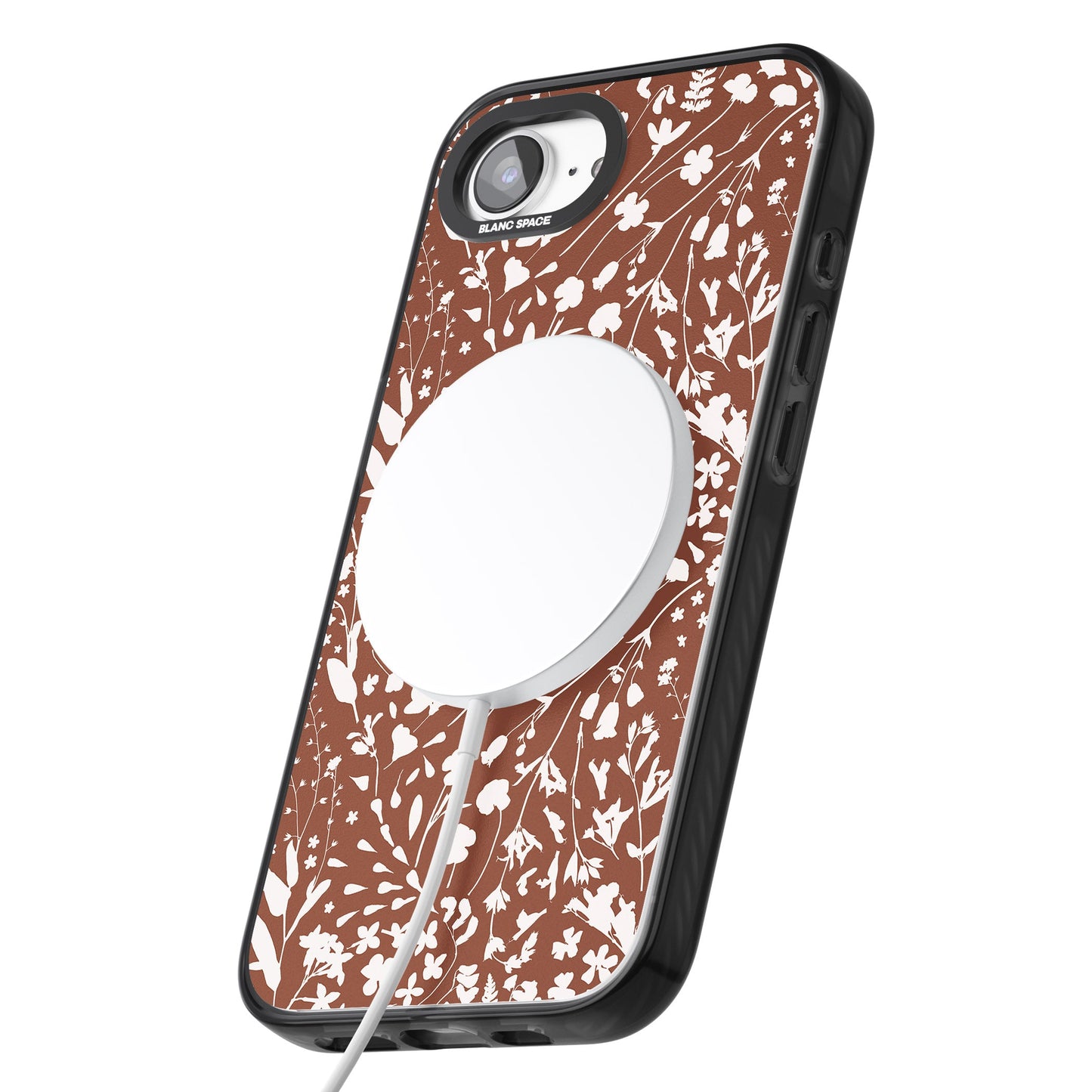 Bouquet de fleurs sauvages sur terre cuite