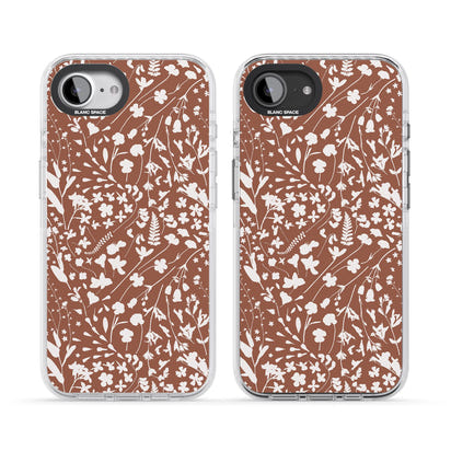 Bouquet de fleurs sauvages sur terre cuite