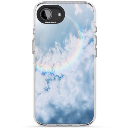 Pastellfarbener Regenbogenhimmel