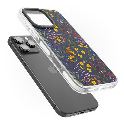 Grappe de feuilles de fleurs sauvages bleu marine