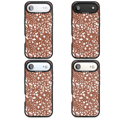 Bouquet de fleurs sauvages sur terre cuite