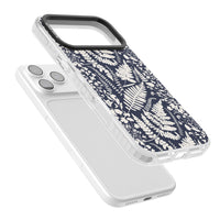 Fleurs sauvages et fougères sur fond bleu marine