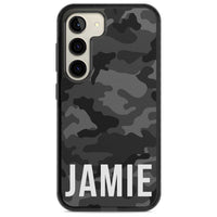 Personalisierter Name im schwarzen Camouflage-Muster (horizontal)