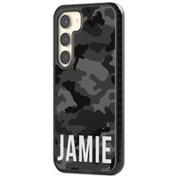 Personalisierter Name im schwarzen Camouflage-Muster (horizontal)