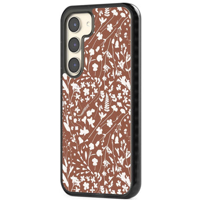 Bouquet de fleurs sauvages sur terre cuite