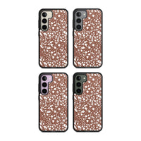 Bouquet de fleurs sauvages sur terre cuite