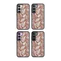 Fleurs sauvages et fougères sur terre cuite