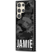 Personalisierter Name im schwarzen Camouflage-Muster (horizontal)