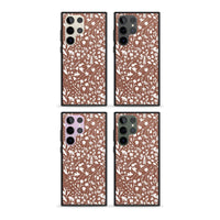 Bouquet de fleurs sauvages sur terre cuite