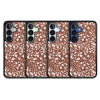 Bouquet de fleurs sauvages sur terre cuite