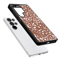 Bouquet de fleurs sauvages sur terre cuite